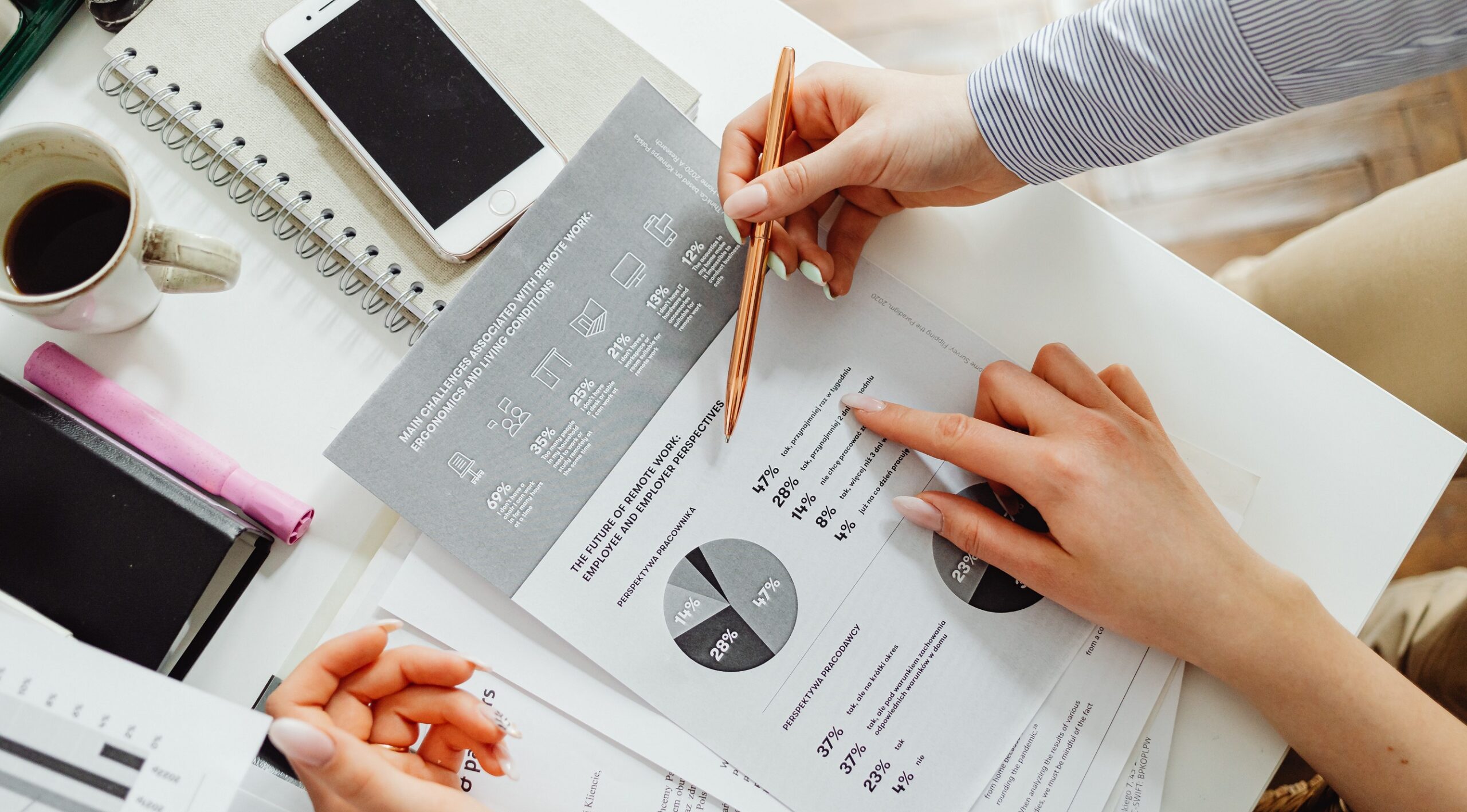 https://www.pexels.com/photo/close-up-photo-of-accounting-documents-7681091/
